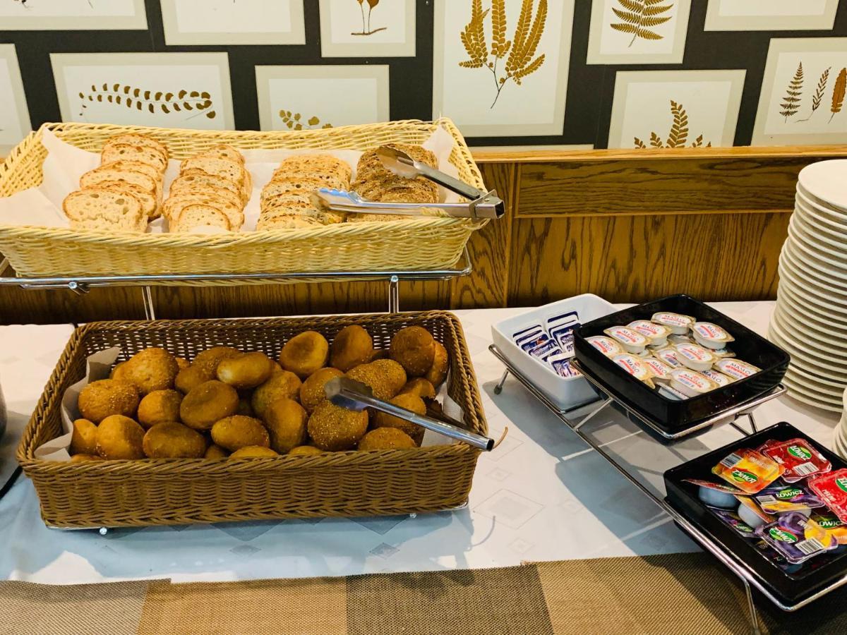 Hotel Niedzwiadek Wdzydze Kiszewskie Kültér fotó