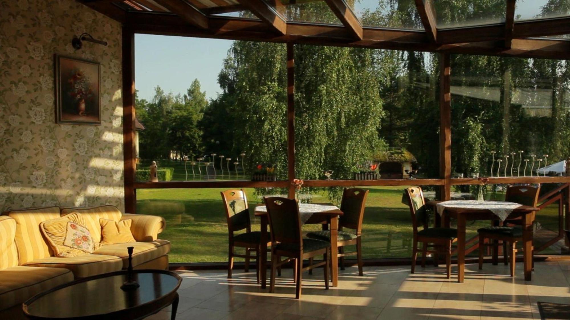 Hotel Niedzwiadek Wdzydze Kiszewskie Kültér fotó